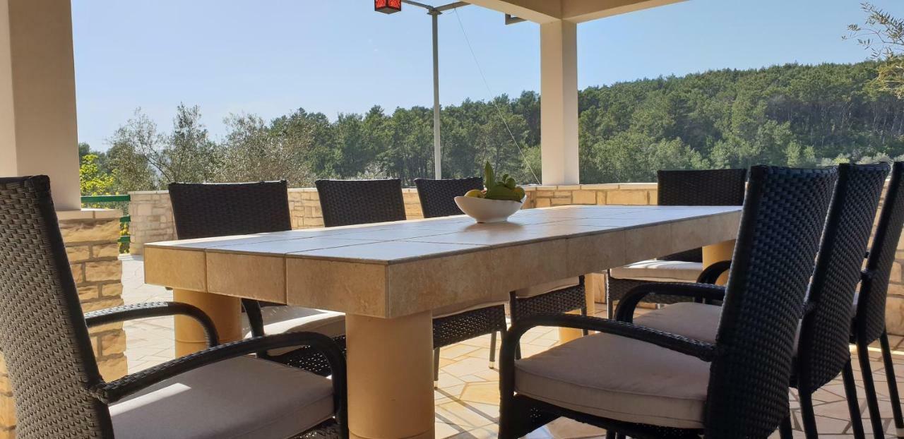 Holiday Home Liberan Вела-Лука Экстерьер фото